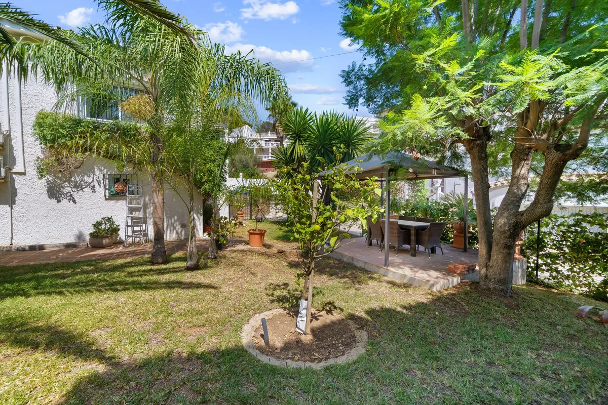 3aed6ddc-2fd4-4a28-93b5-d24e7ba0900b