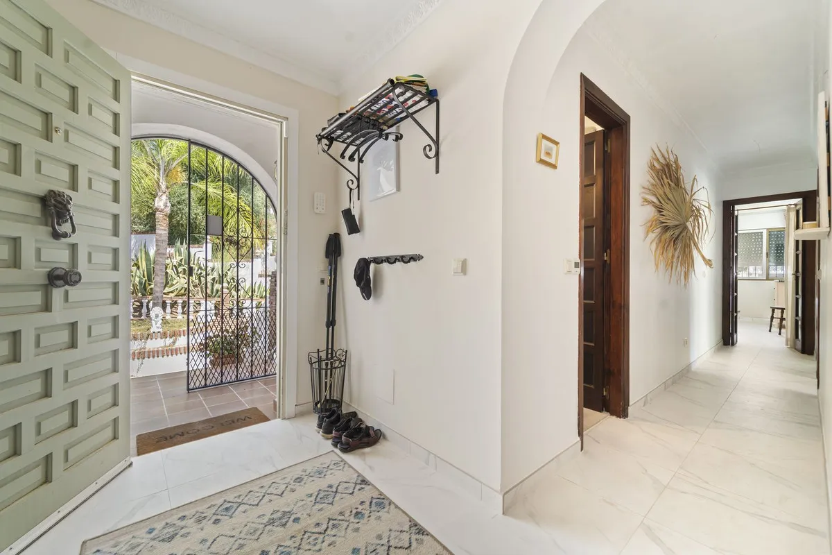 67006459-9f73-4c52-8d44-eb1db0876a85