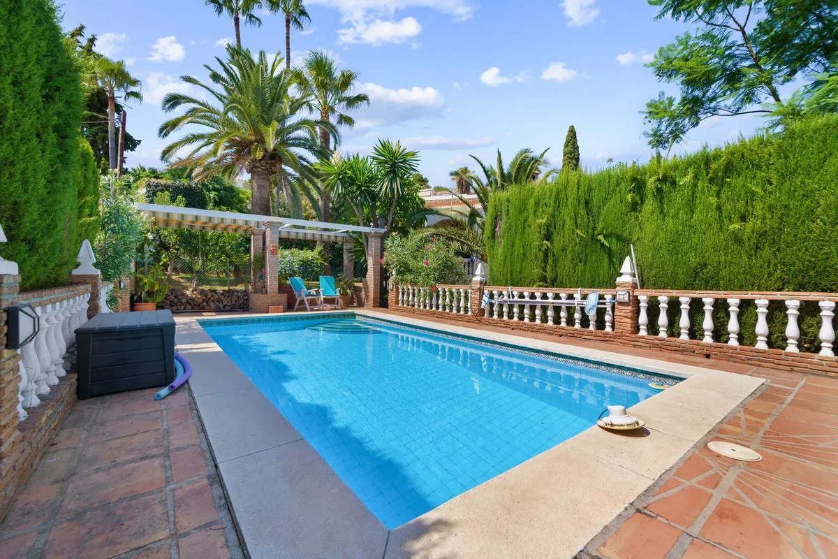 c52050ad-df3d-44e1-b655-abd6cb3c5039