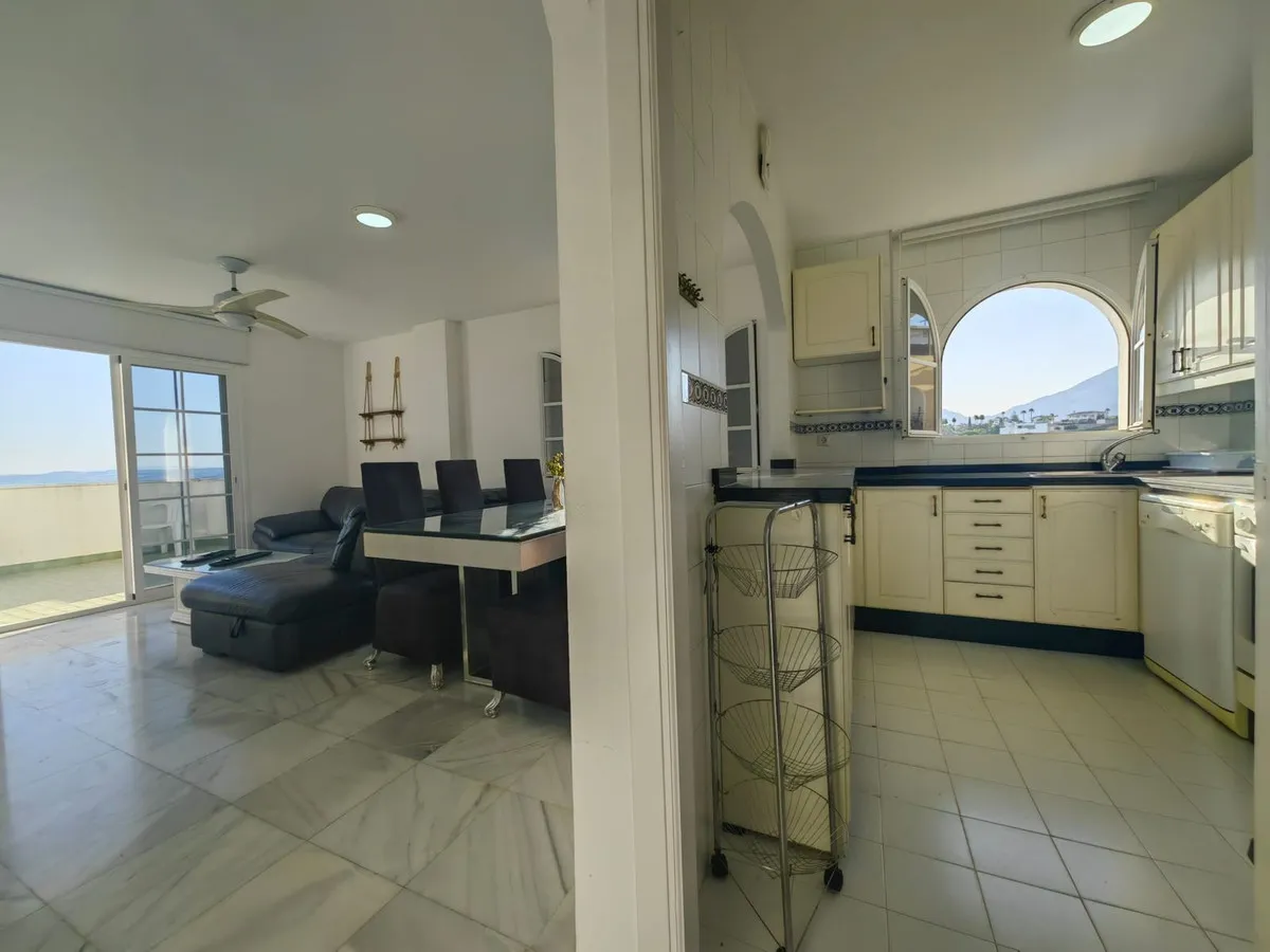 179cd17e-e453-4ffd-b429-7464996ce594