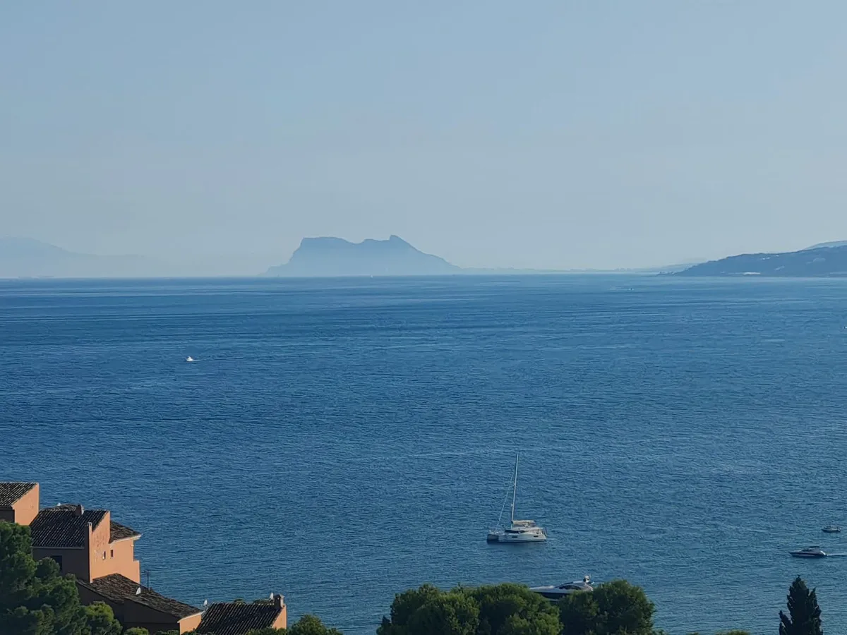 8ff86e07-ffe1-4f5b-ae75-d863e9ba11f5