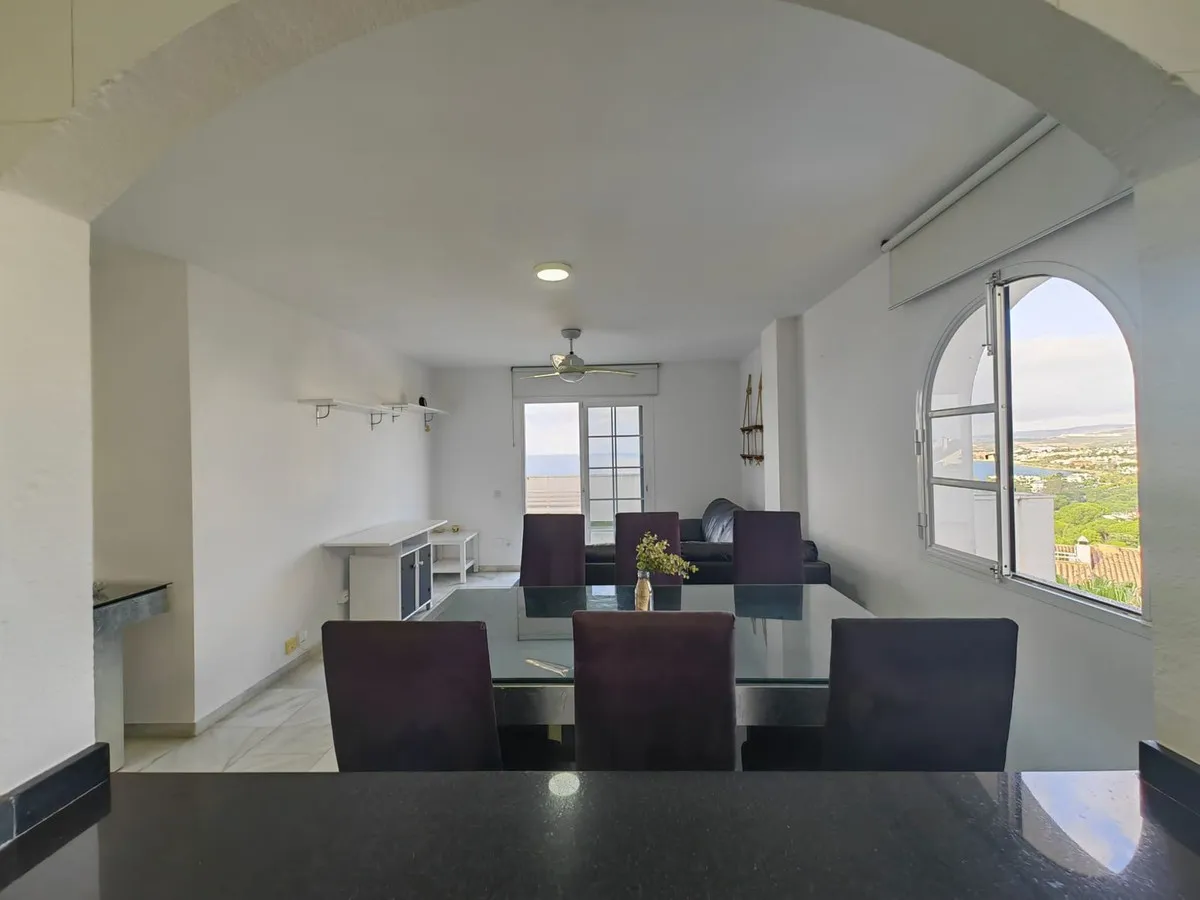 d093cfec-cb64-47b6-95ec-ad36ee7eb7c2