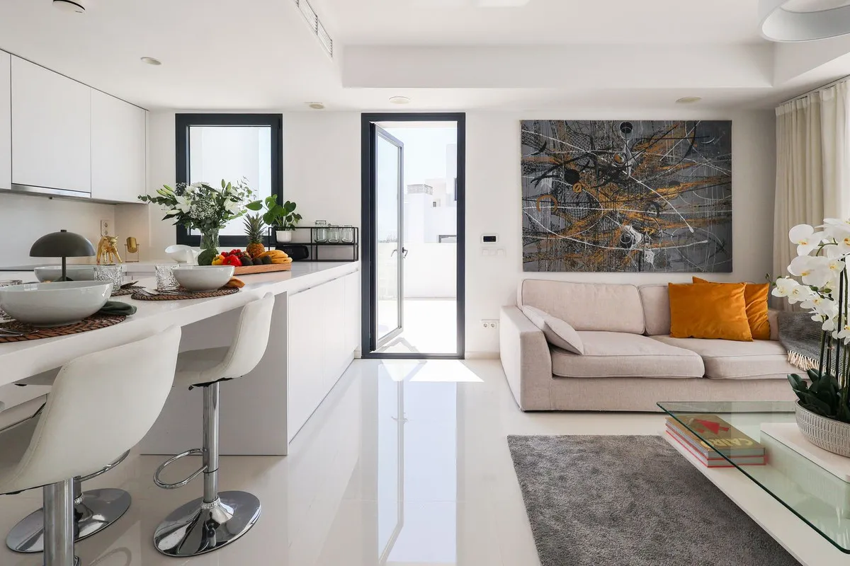 5d8b81da-1f76-476a-ab18-a16fe42e3fb5