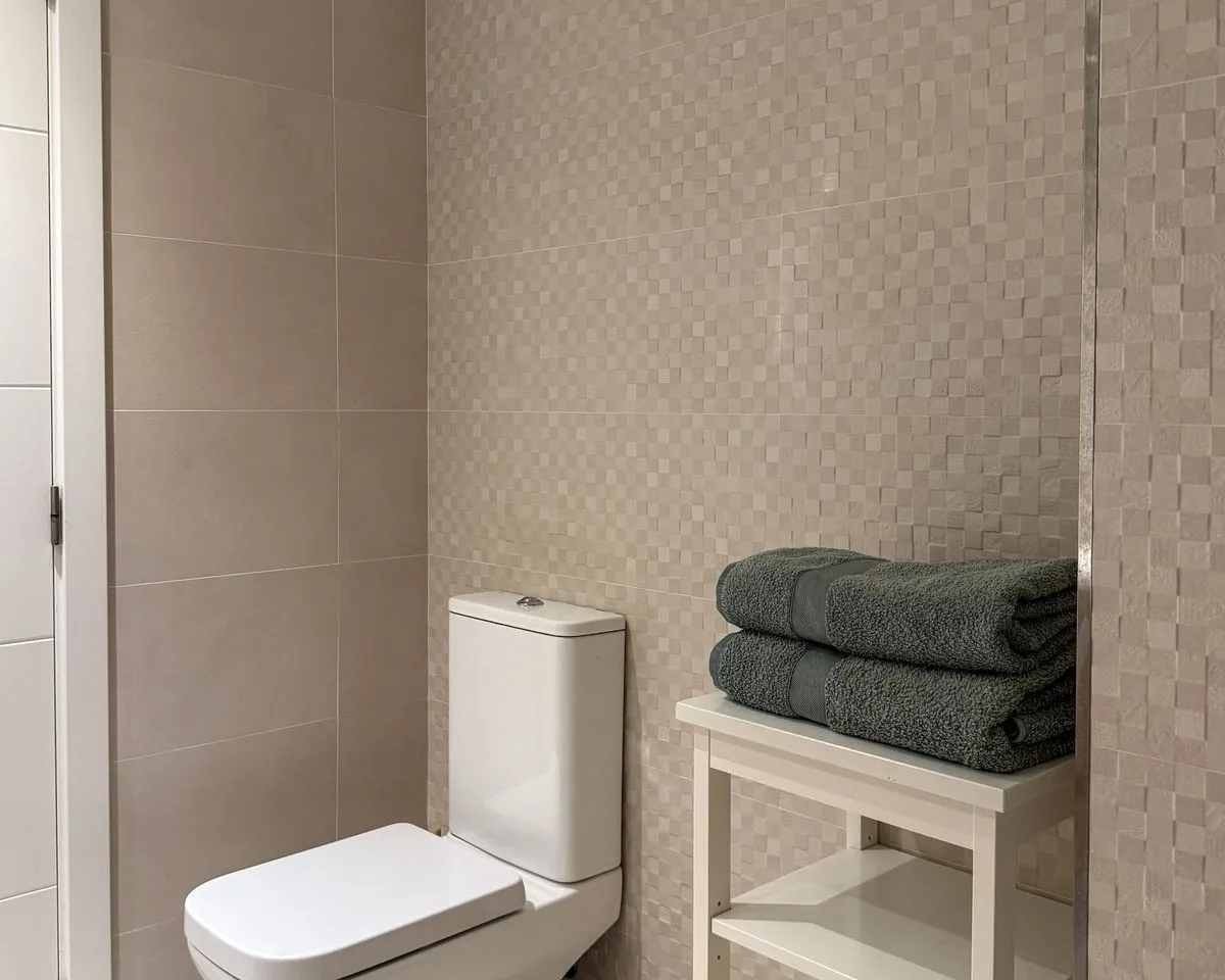 b2e9a726-d14d-4dc3-b49a-1ab8115dab93