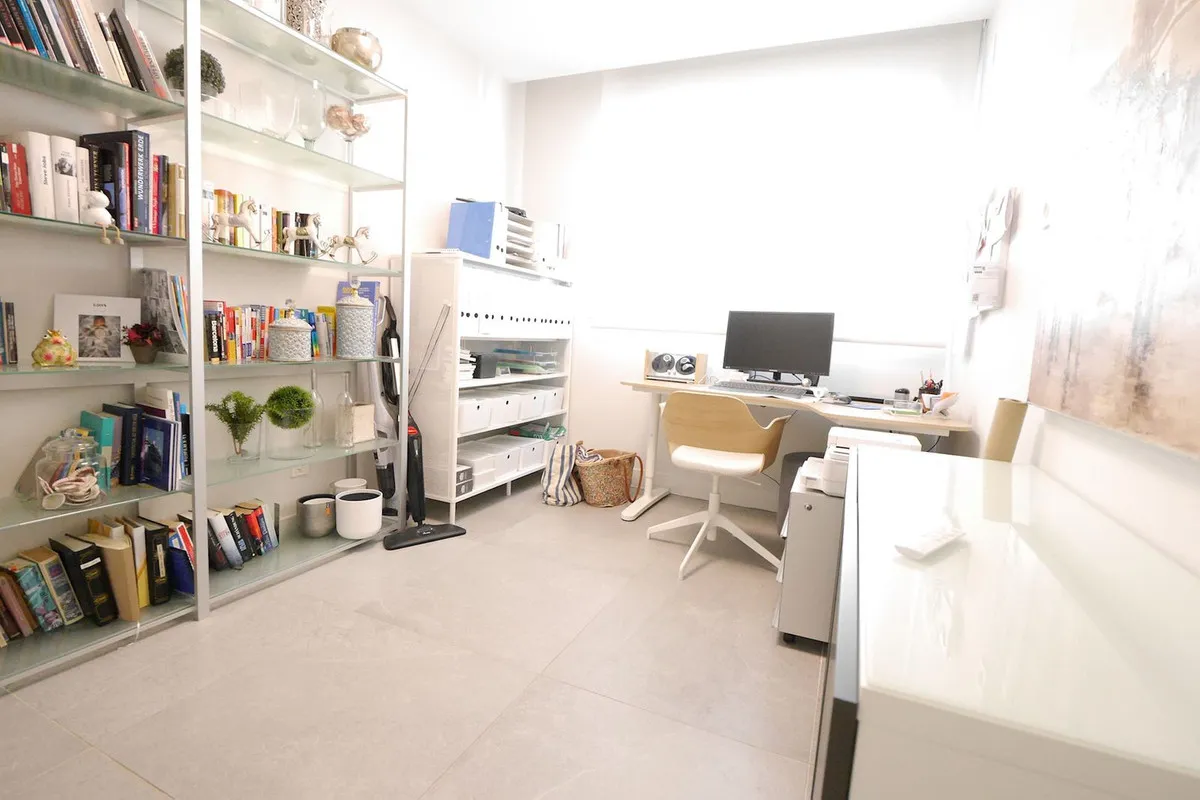 ce5bc6af-6959-40f9-b35c-92c102ea75a0