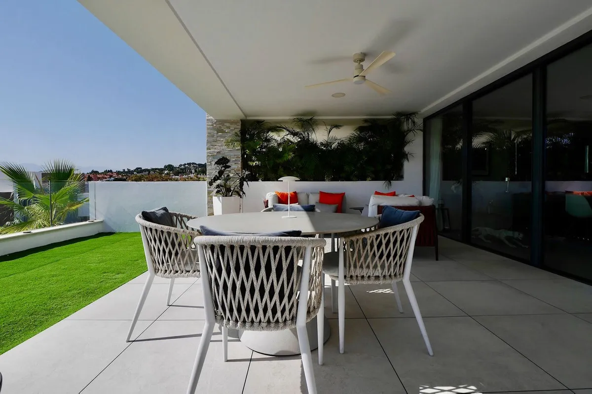 e106dc36-54ac-412c-89eb-b74436572180