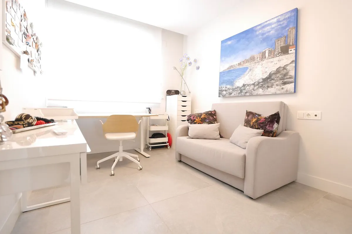 fc710a6e-6d88-484c-8dde-3fc2b01ecc06