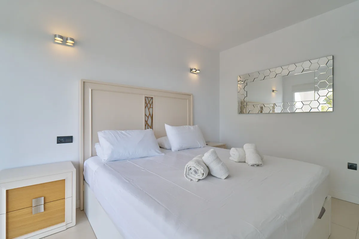 43f16cb5-73f9-4578-a888-60ad5fe04d3d