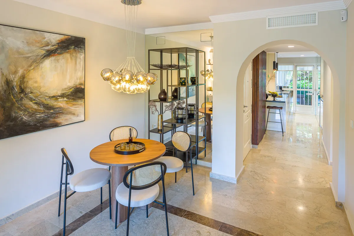 3908c385-61a1-4f02-8354-7bb265ebaf77