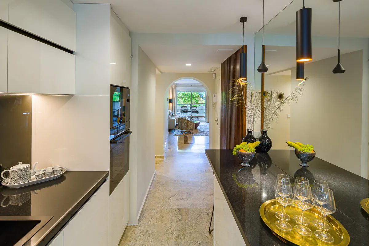 ad2035a4-faa9-445a-b1b1-47b1b0f7e516