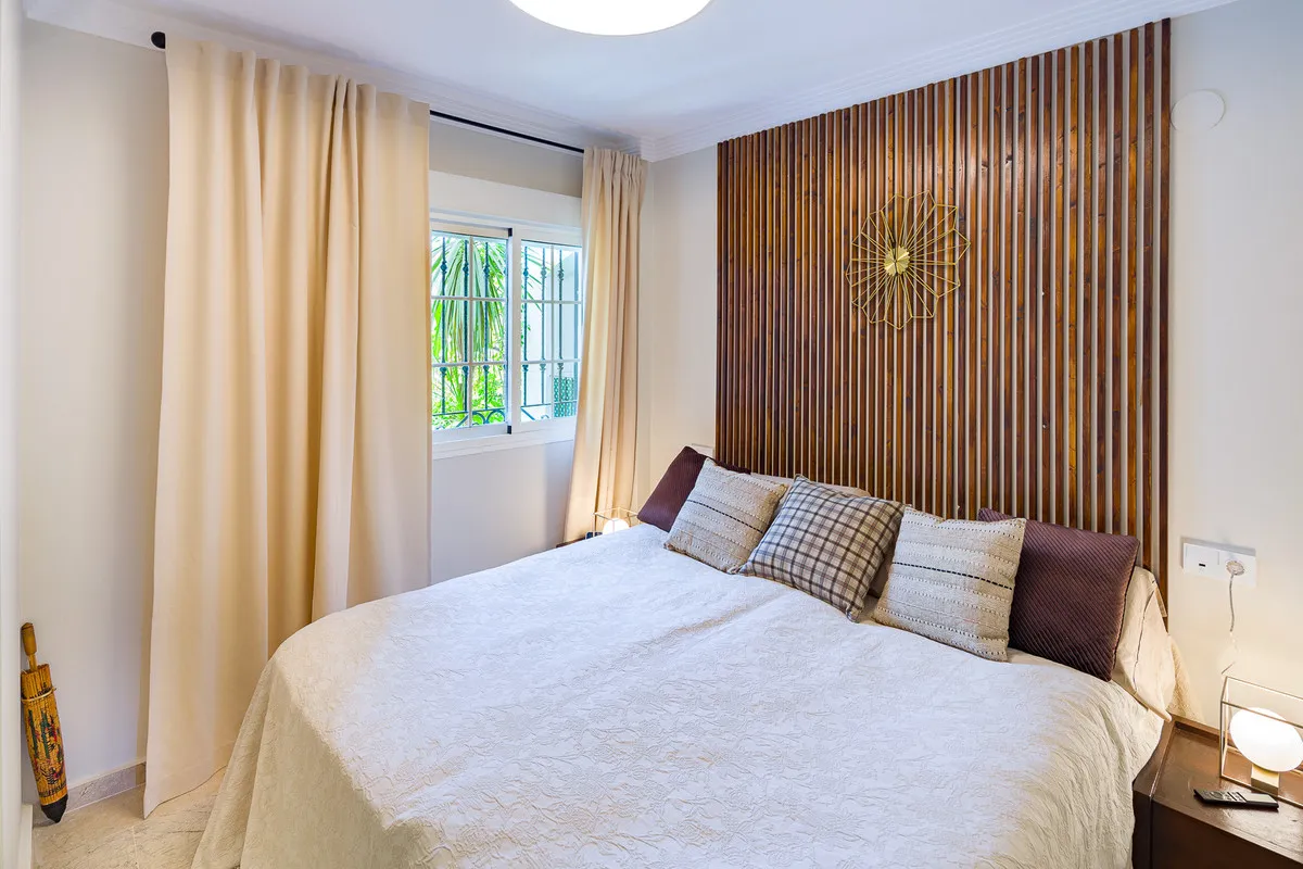 af5b9ec2-83b1-4c5b-ac9d-99f9249ef5b6