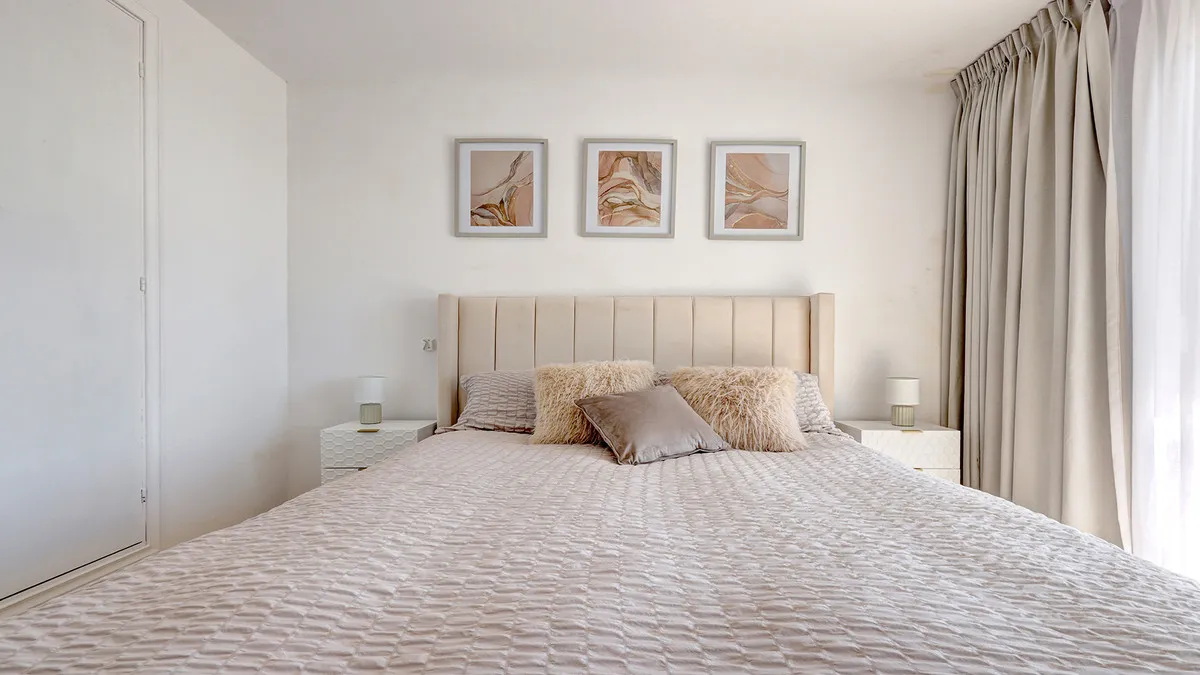 5a122cd3-f43f-4e08-8f01-1c30e2dc39eb