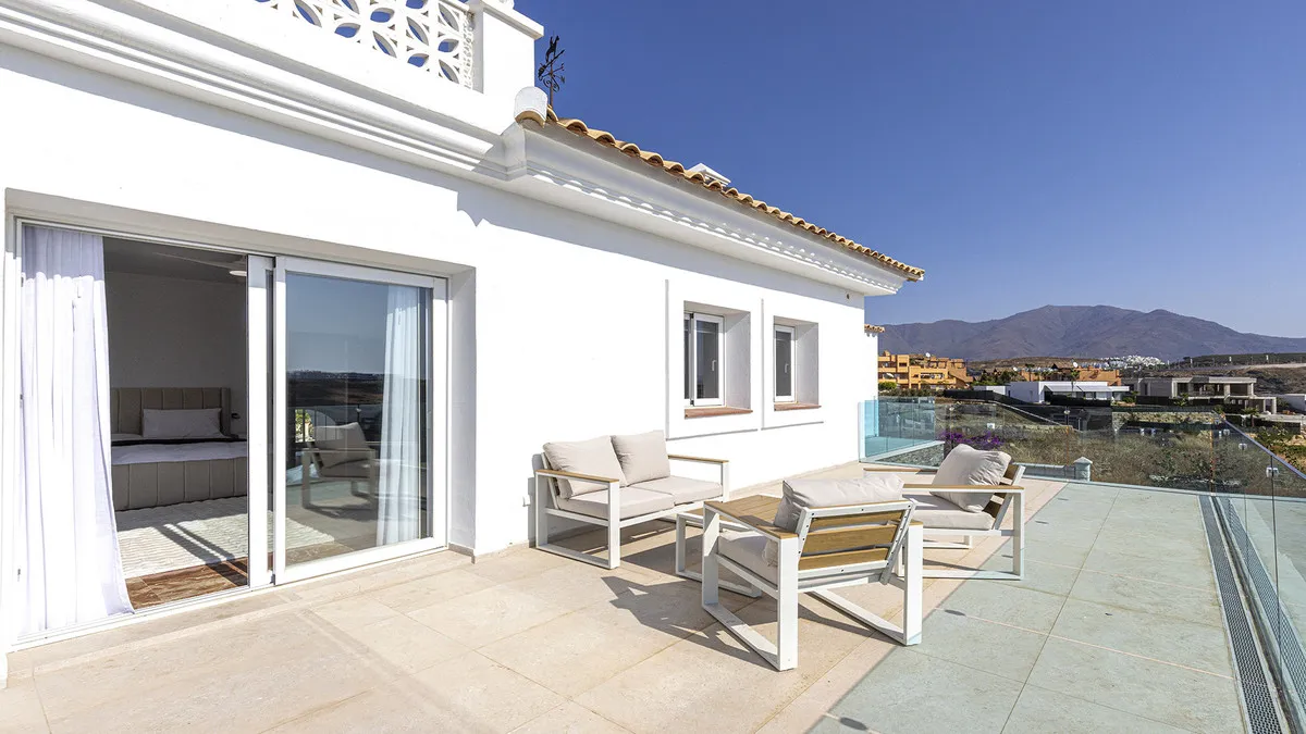 65feeac7-b6cd-4b3e-aa92-8dc56745c082