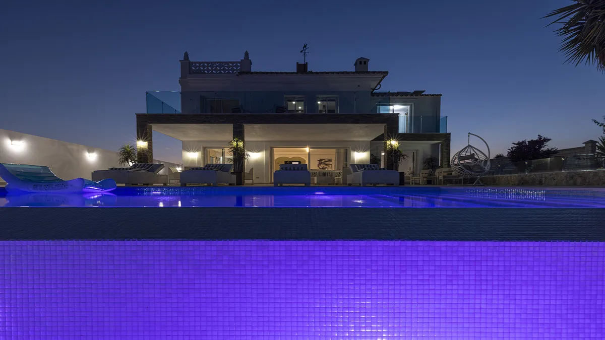 77a1b9a9-cae1-41af-a0be-7ce8e7f1ffd0