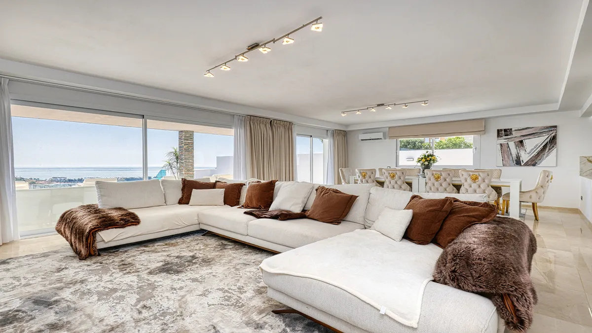 938f8cf8-4f8e-4f45-8f8c-0c3230ed33f2