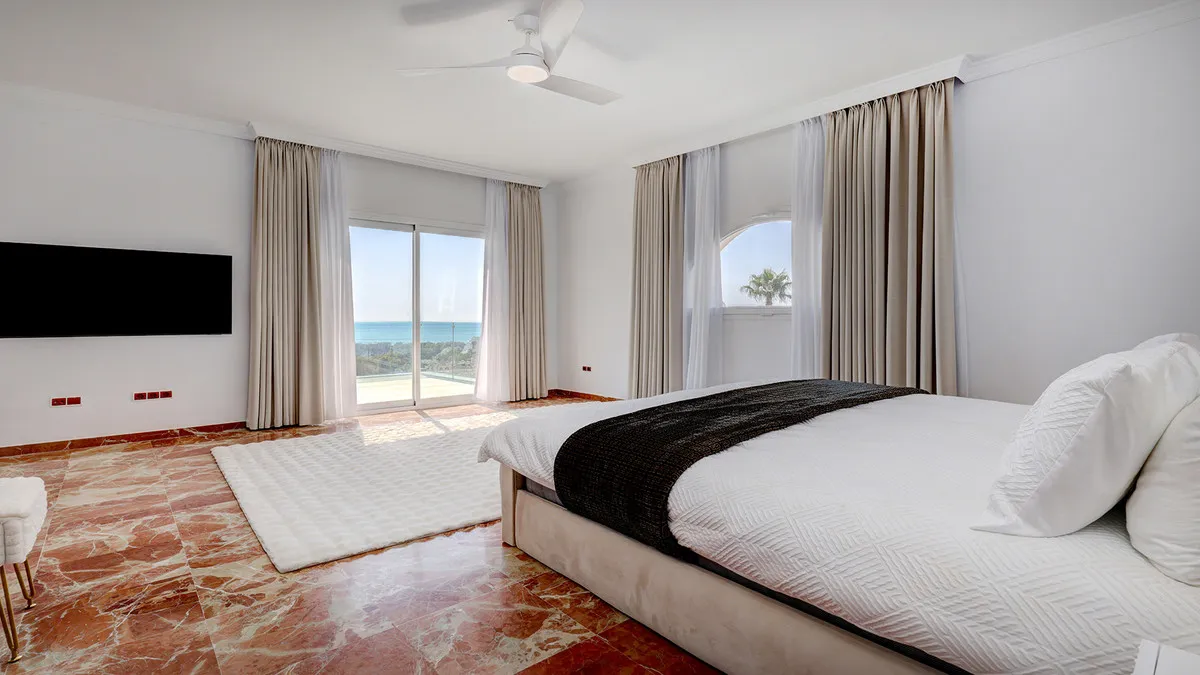 badb0a02-6ea4-4200-9d8d-962a50bcc284