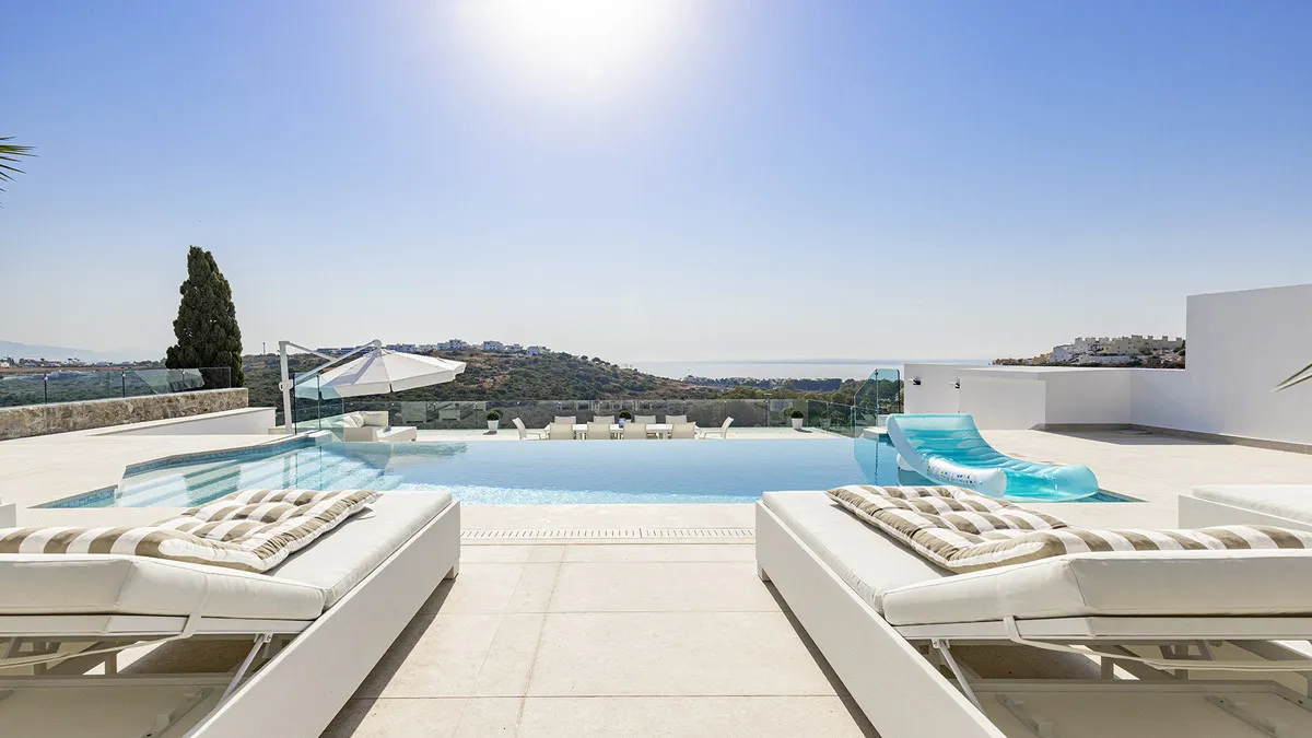 de7fb18a-593f-48af-b28d-a217c3428fcf