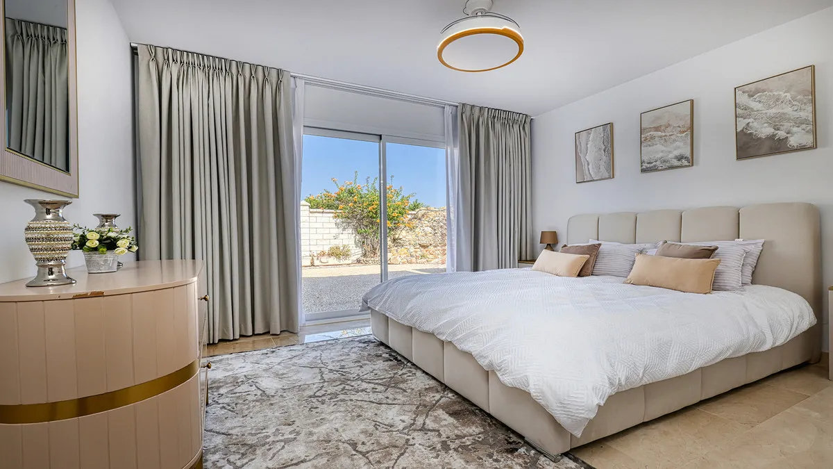 fb627077-ac1f-4222-b10e-566ffd13ac69