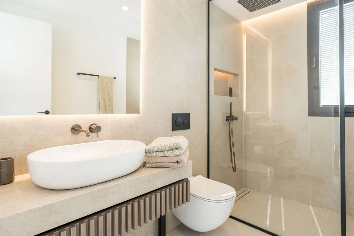 199e1718-a6fb-48d2-ae8b-2e8a0aa000d0