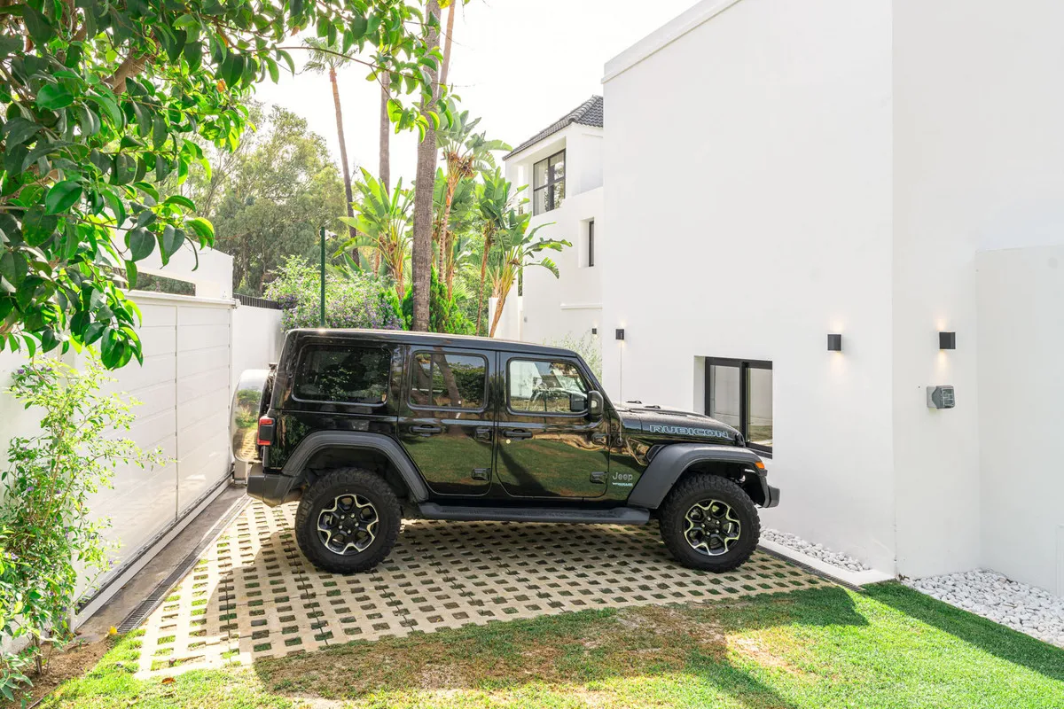 91086dbb-a35d-4a7c-b38b-6abd28a92baa