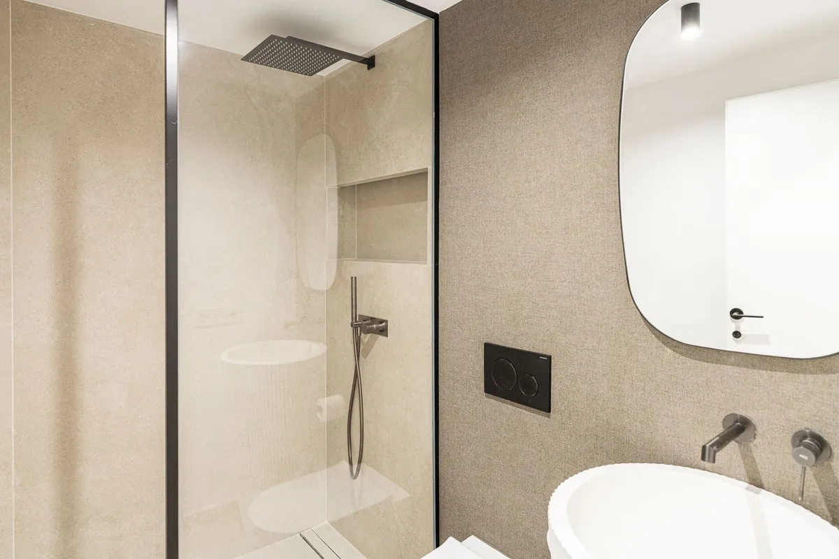 cbaf9b17-8a49-42ec-a916-7b7b2dcd4ba0