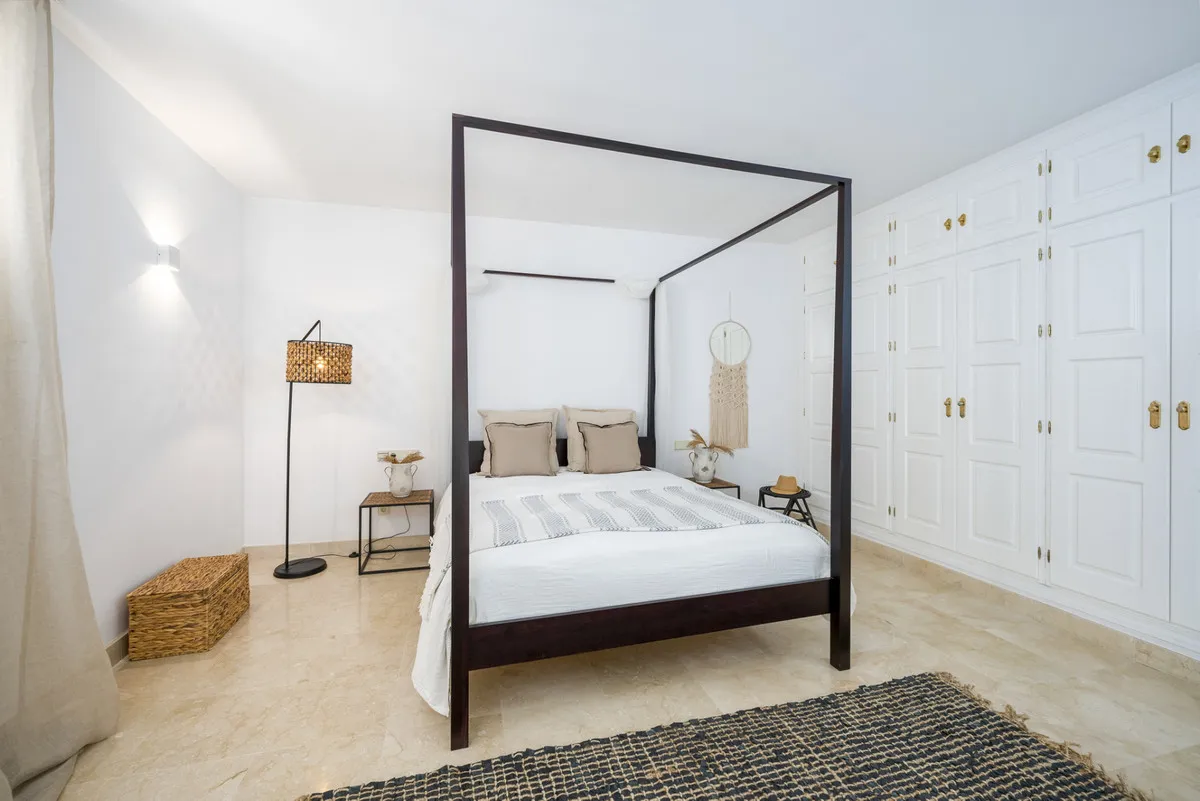 79913fdb-a01a-469a-9dcc-923971089c15