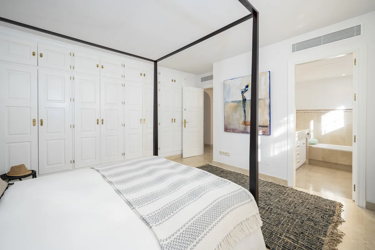 d568473a-19ef-4273-900a-7921446a4625