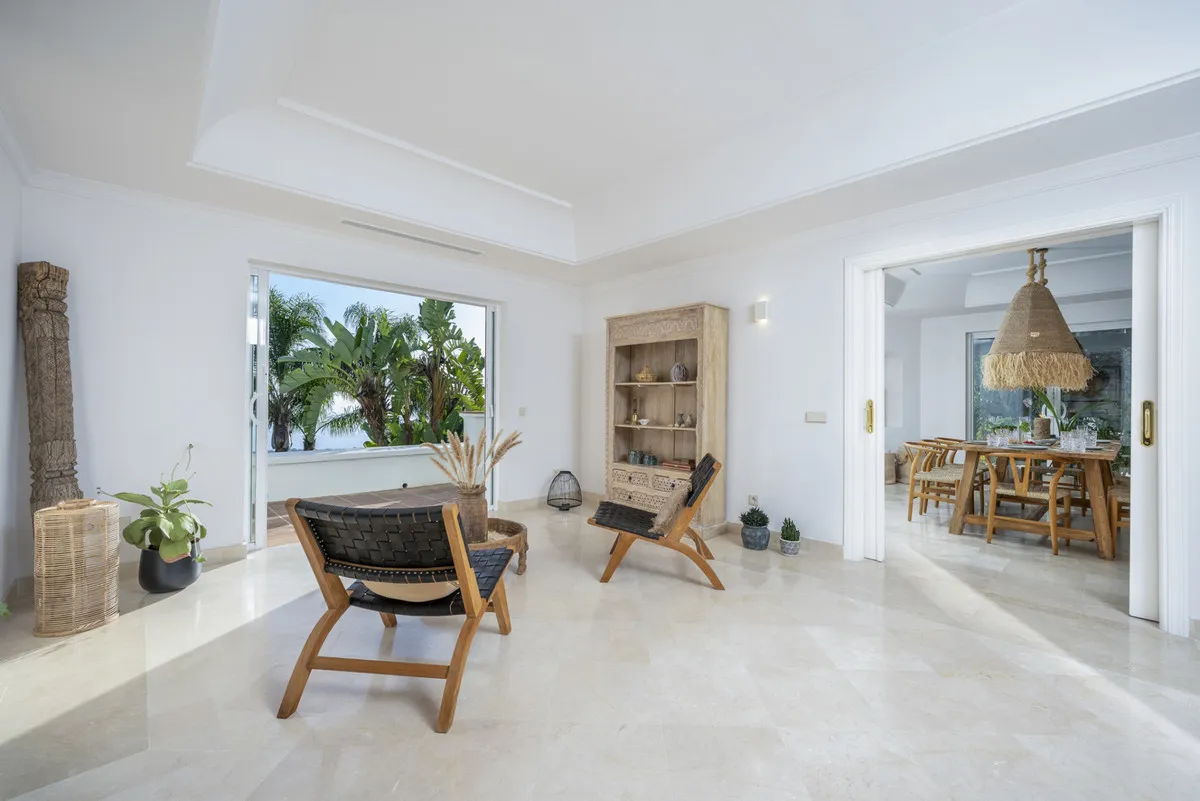 f1a10aa7-930e-49f3-9af5-e0c05641033e