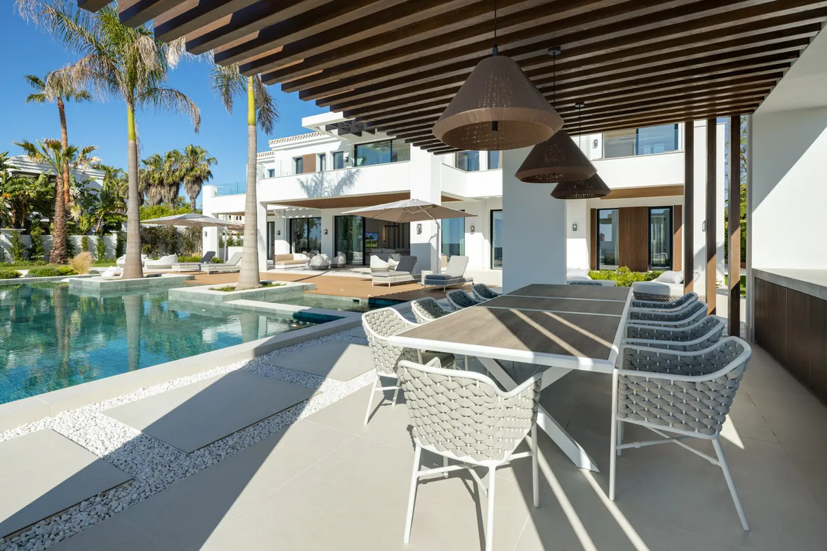 87a1a942-d1f7-414f-918f-91fe9595c69c