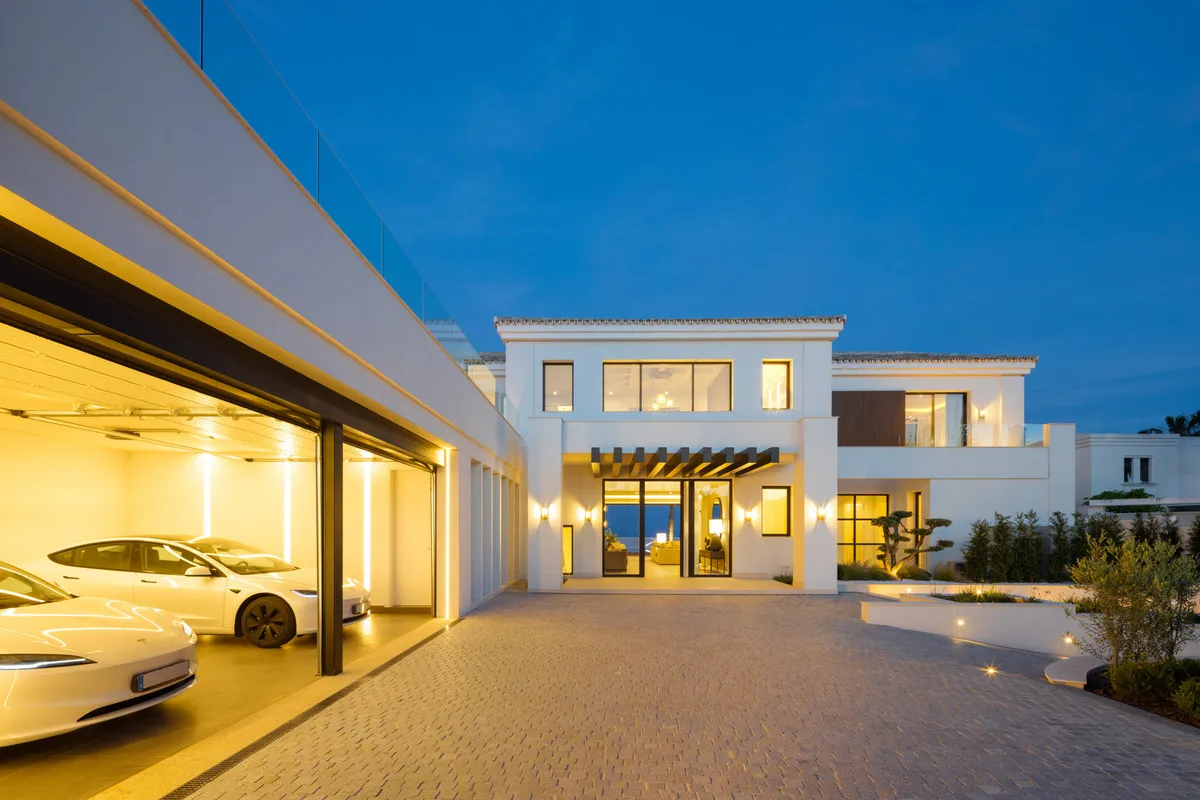 a21d0a42-af7d-4136-b288-2a5db62804a9