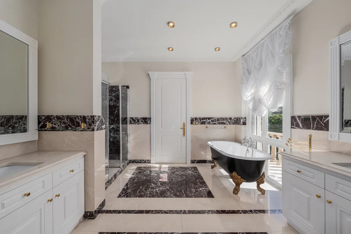 43d4db64-040c-479f-aeee-e3045ed47ac1