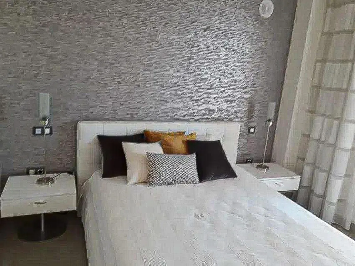 51f4ffb0-6284-46e8-a355-a56541b4ac46