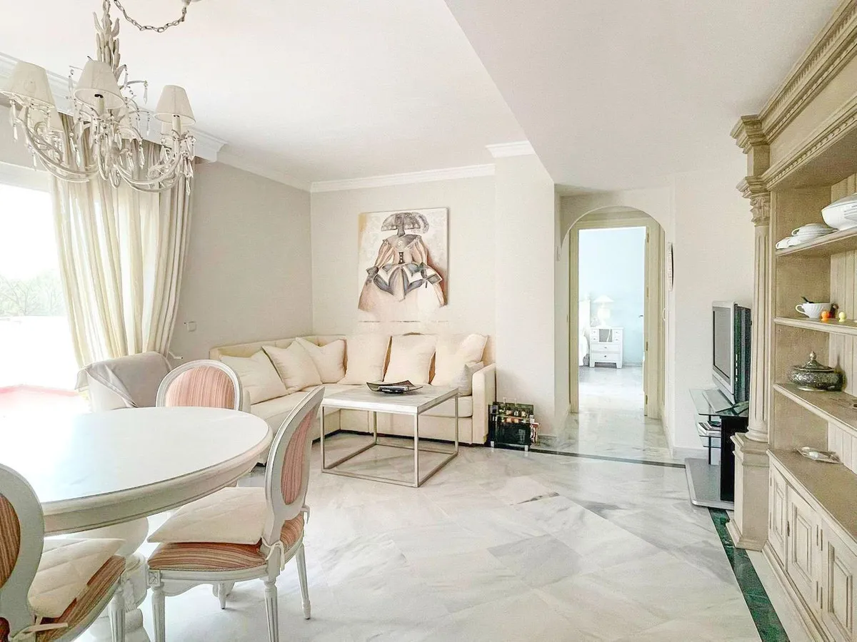 dd35ae1d-bd96-4d55-93c1-10884fd27594