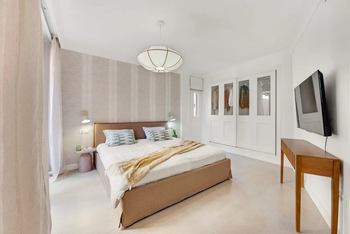 8c98988c-abad-4281-b5ef-24eeb937a719