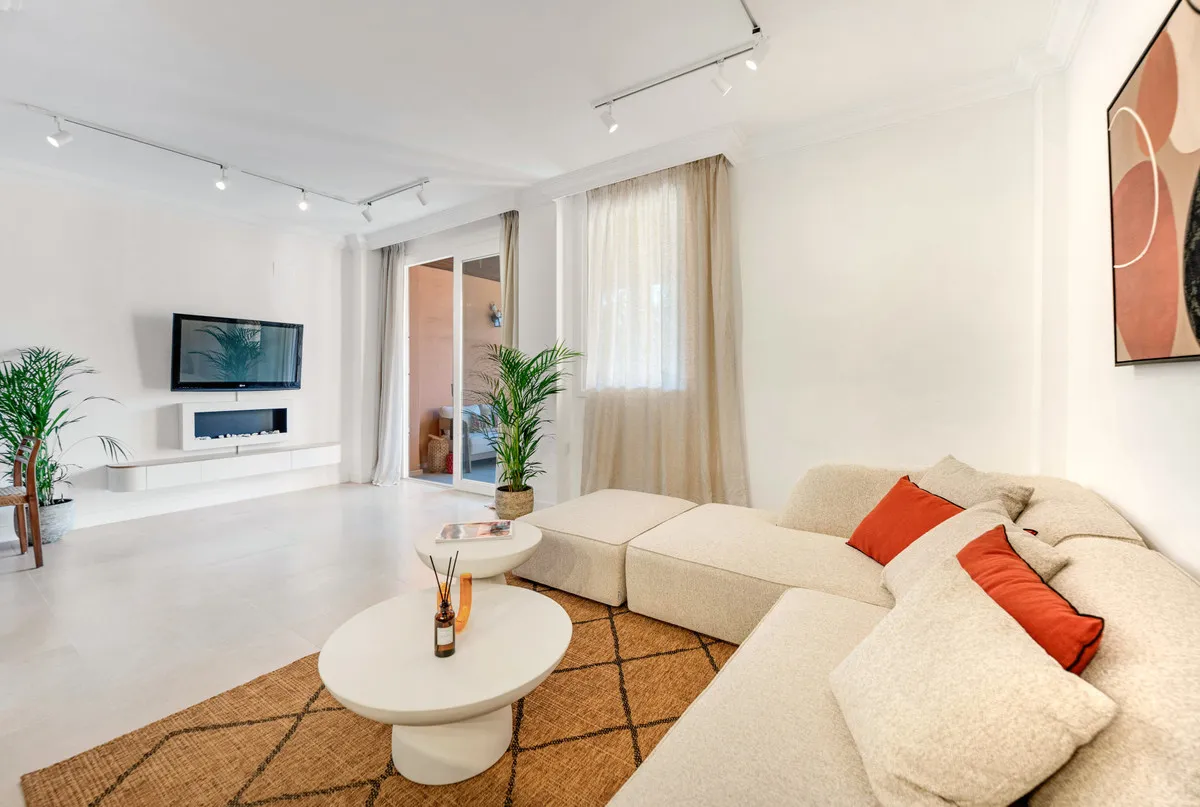 c57c36d3-1d8d-486a-8ee6-4851f6478f35