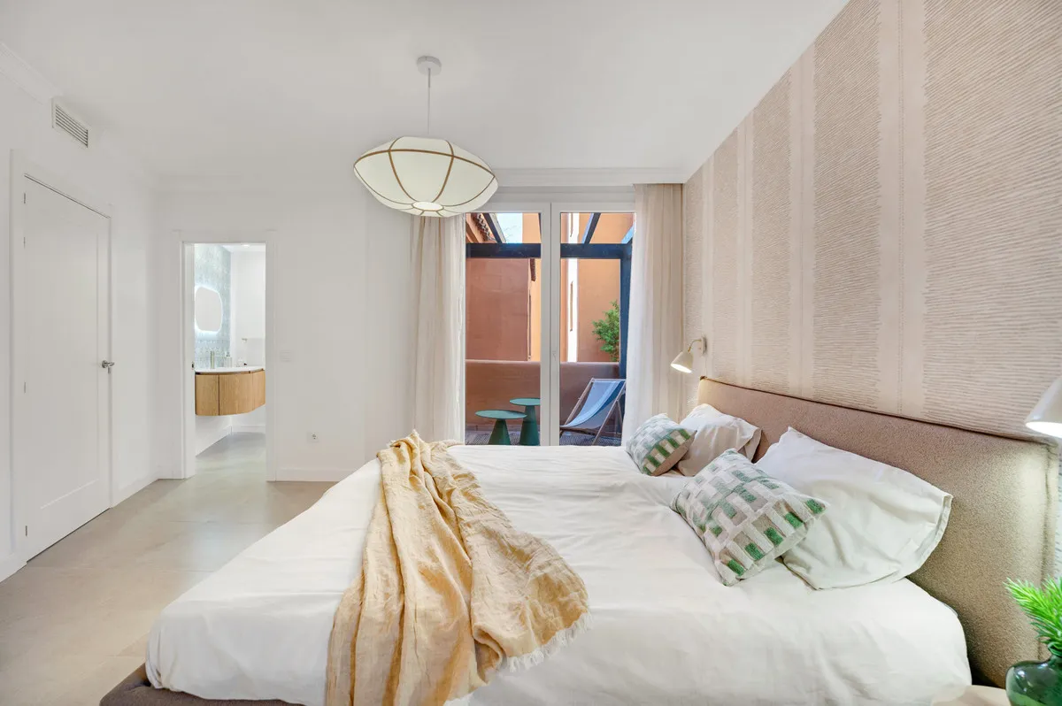 e425cdcc-389b-4e0f-84e6-293a663edfcd