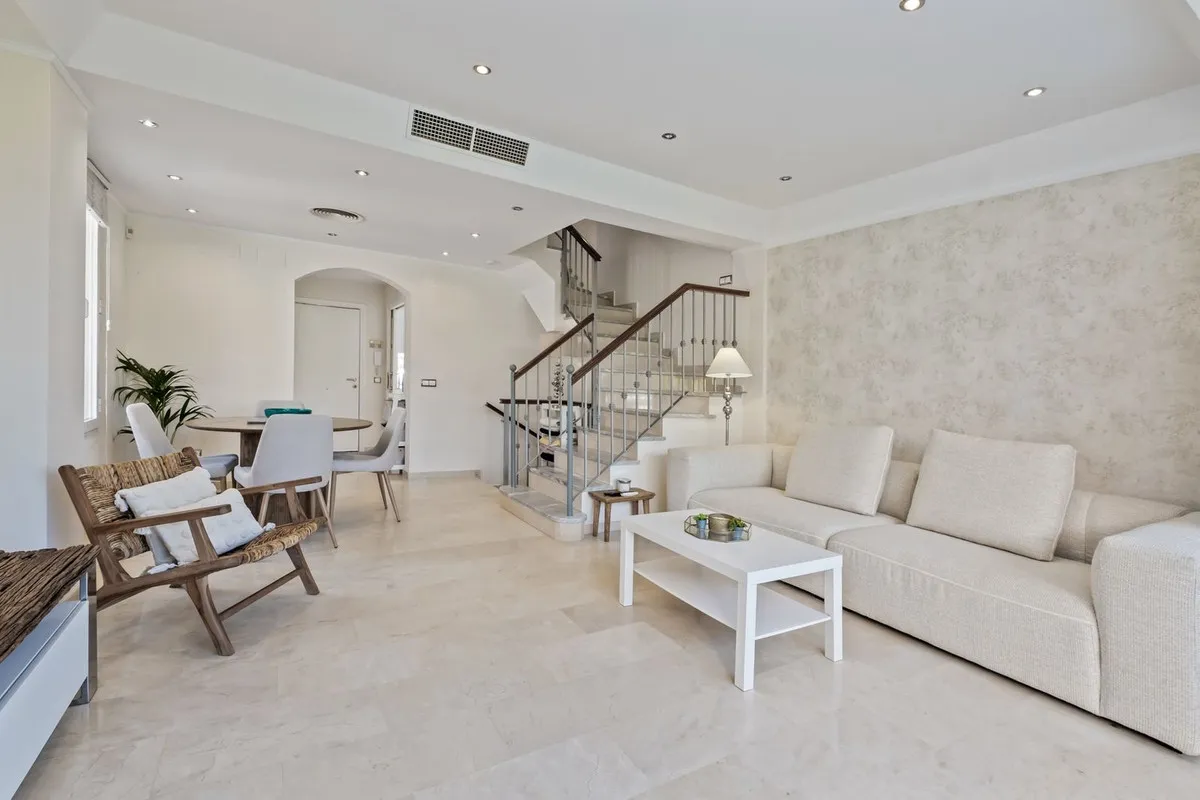 3ec23ba5-2aff-418b-b8ce-2cb2721aefed