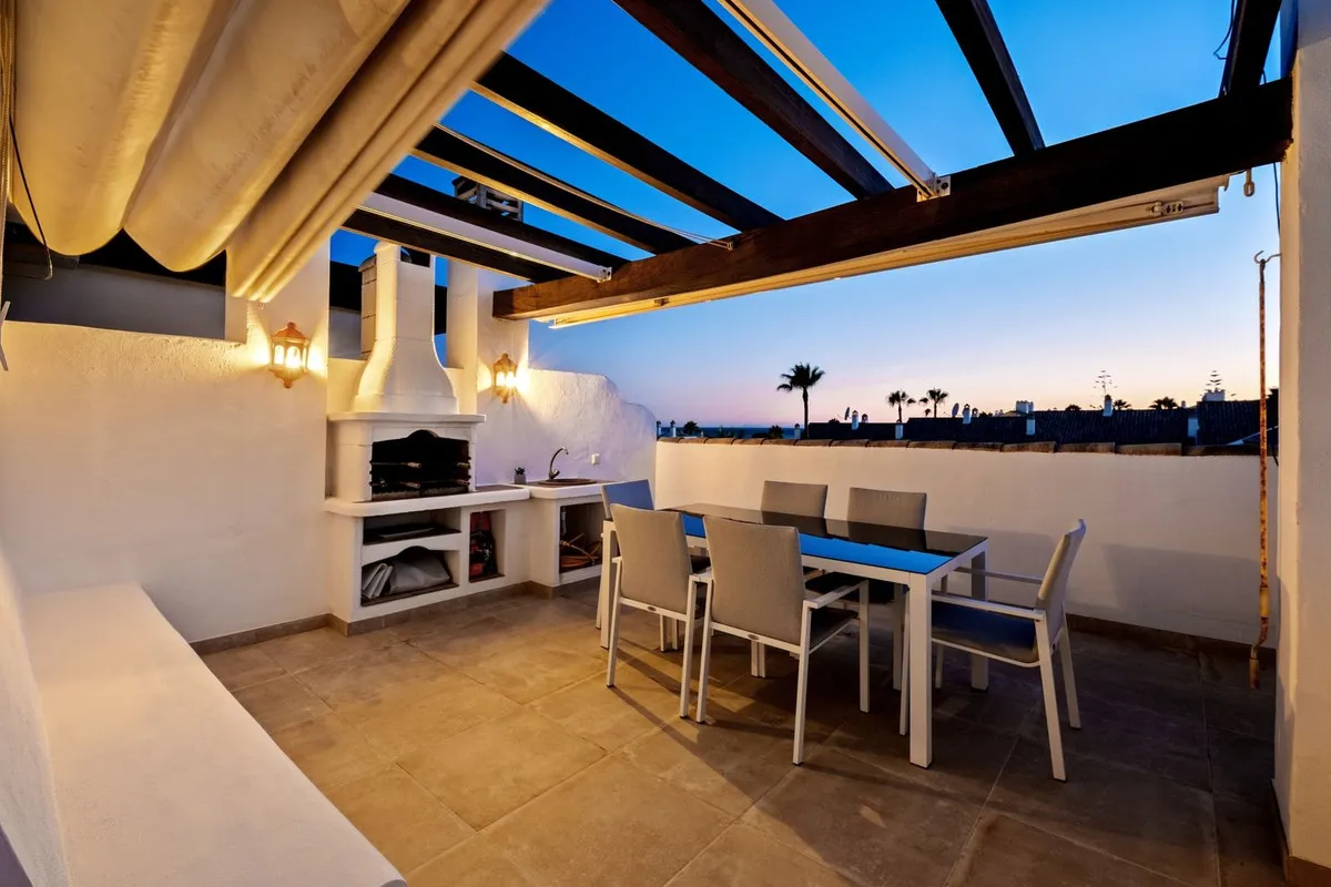 ba23e564-3dcf-454c-8b9e-c5e656a80975