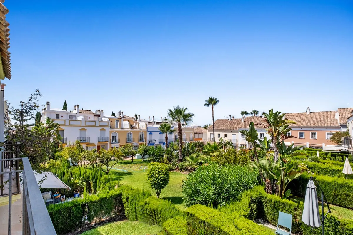 ea9231a7-98fd-4553-b5f1-1c3c022eb59f