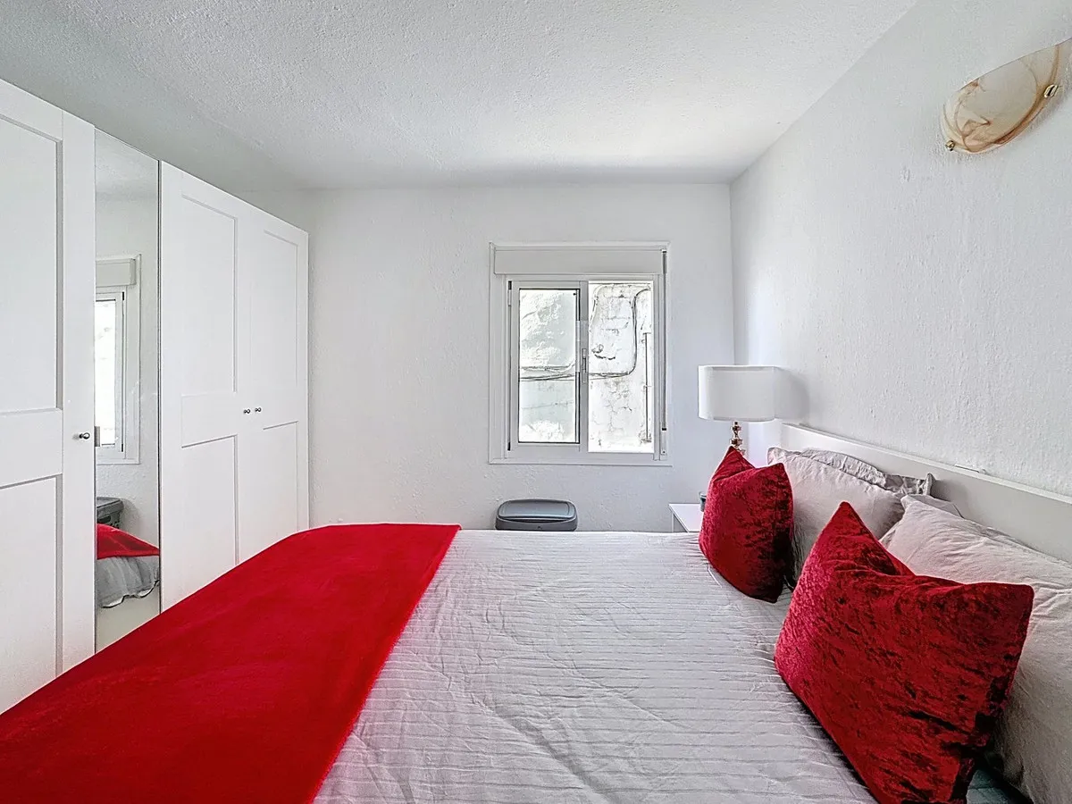 405853fc-697a-4cd8-806b-2cbb6c5c5f83