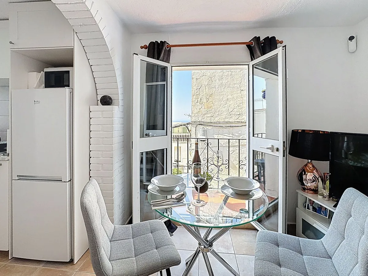 cf46be41-bf09-4a6e-ba69-b5b7d050513d