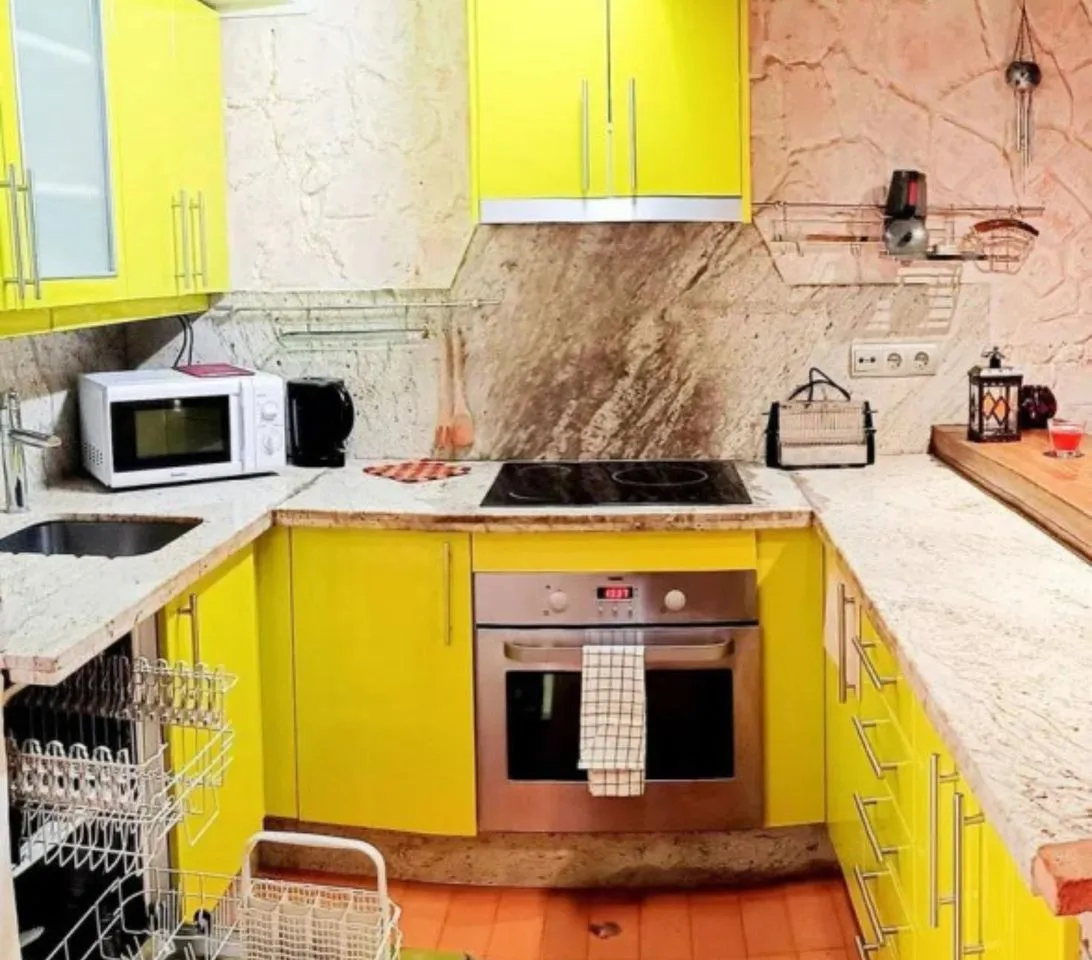 9d00e7aa-09cd-4f1f-b360-2b8af8a7a888