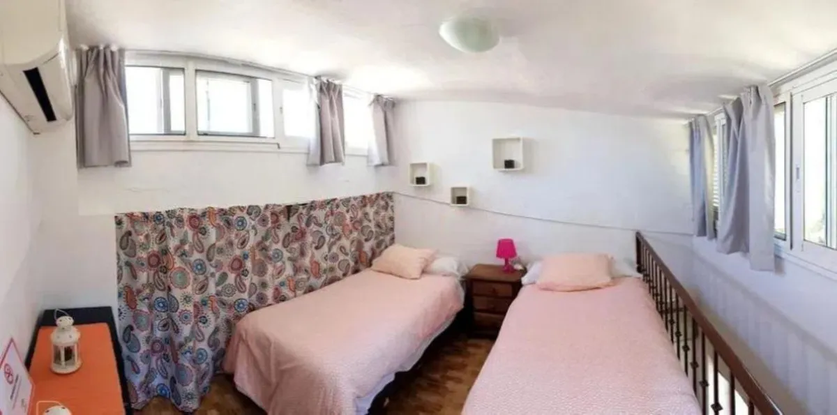 e44c7289-0a33-43e1-b1fc-6bedd7546aea