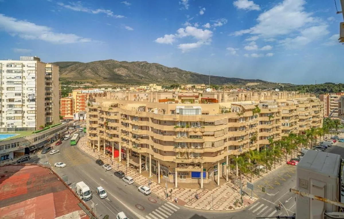 387a275f-f101-43c8-aa68-1446caa860d0