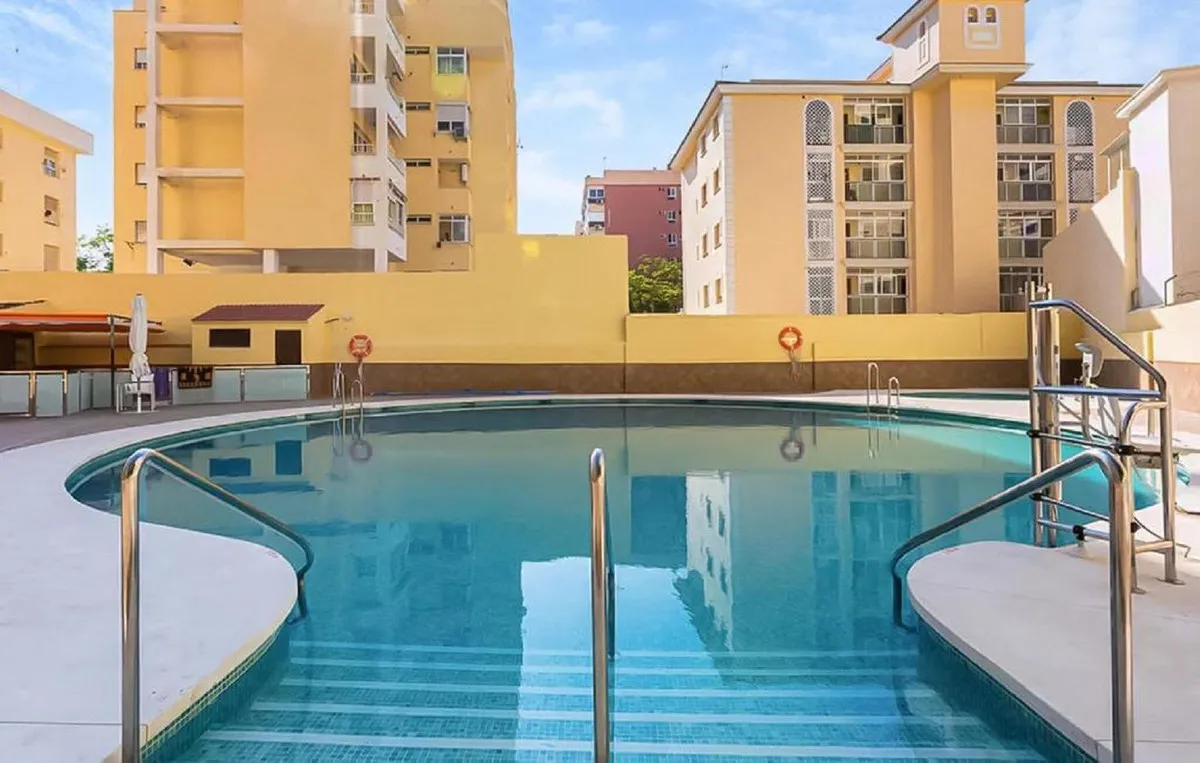 7de3df79-7ef7-4a61-9731-181785223aec