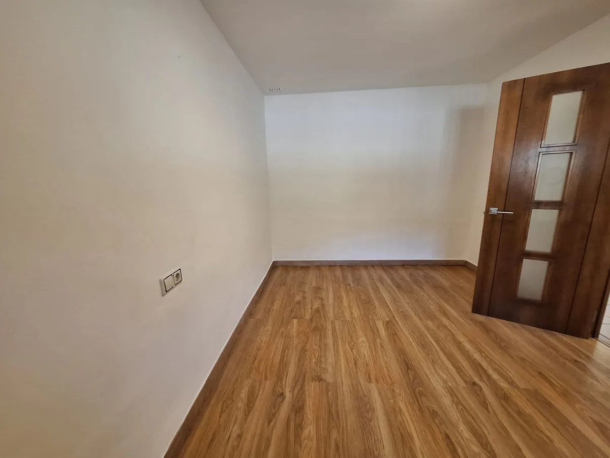 4e3bc612-8b12-4b50-87dc-4215a97672dc