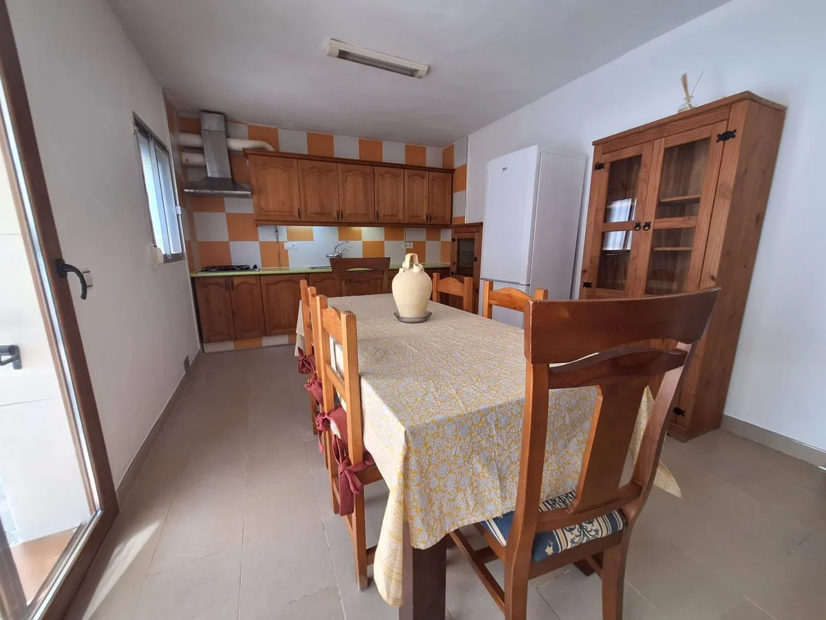 b7528cfc-af4b-4b0e-be2b-ff1b1e271ed1