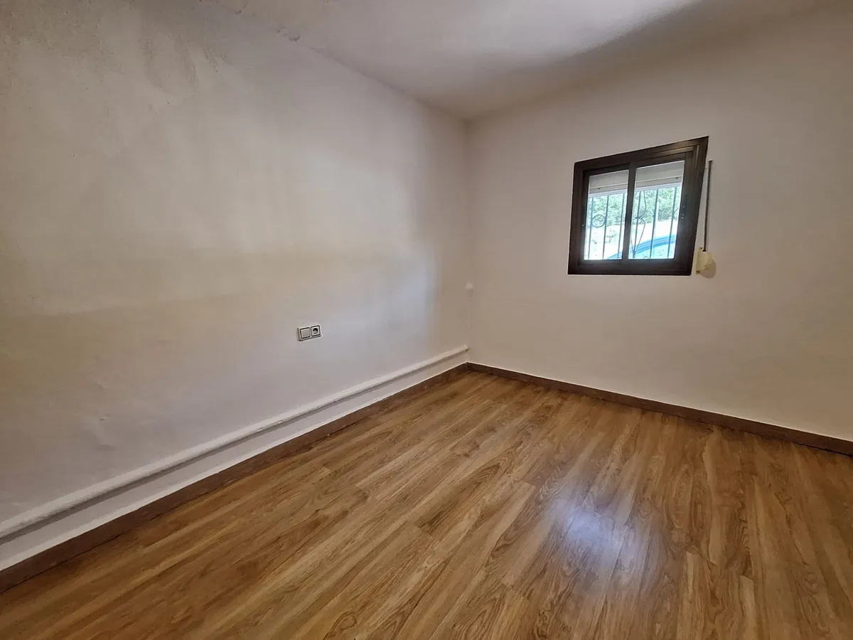 e95db682-51b7-4572-aa55-3d97c94461a6