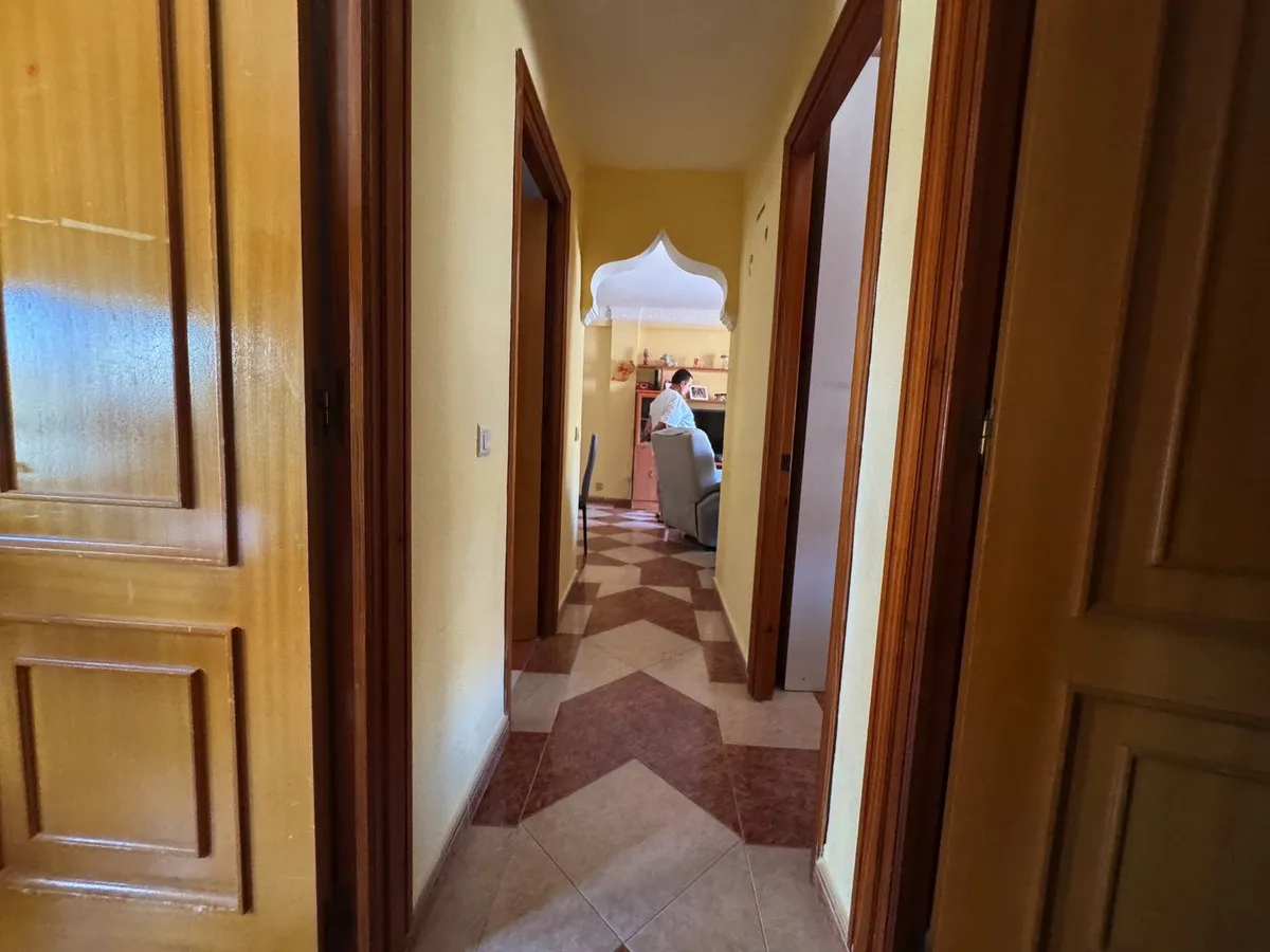 d48b6dbb-c07c-404e-86e9-f3084d86c936