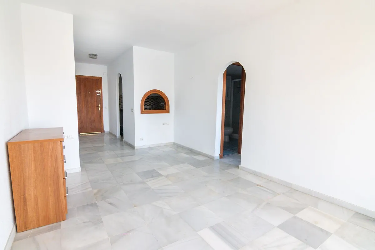 82b22517-3beb-4b7b-b3db-f702caa98970